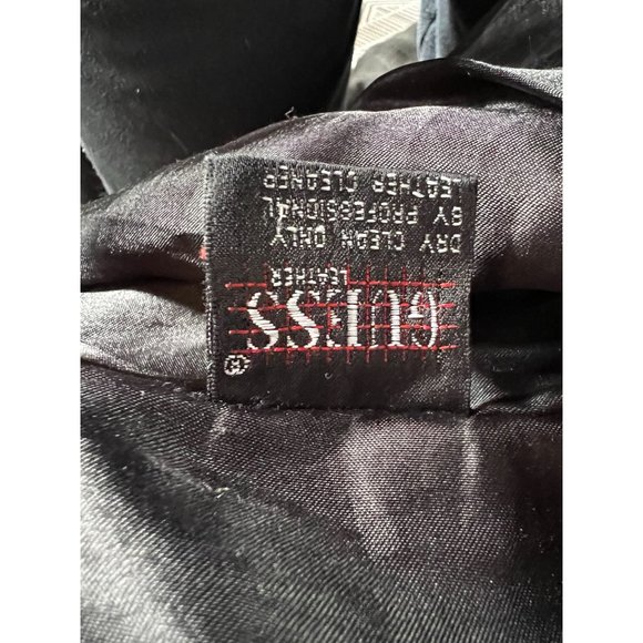 Vintage Guess Leather Jacket sz S Black Motorcycle Asymmetrical Zip Pockets Line - Picture 7 of 16